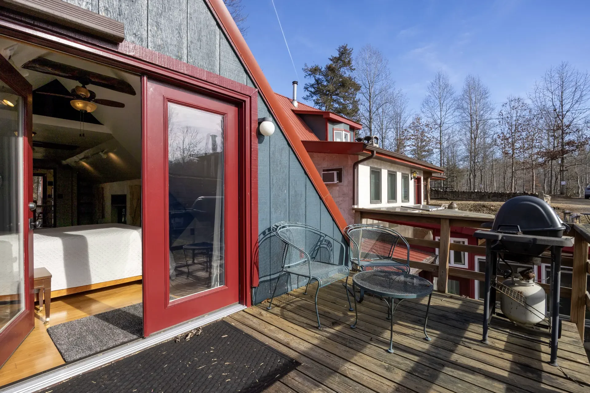 Balcony Suite - Image 5