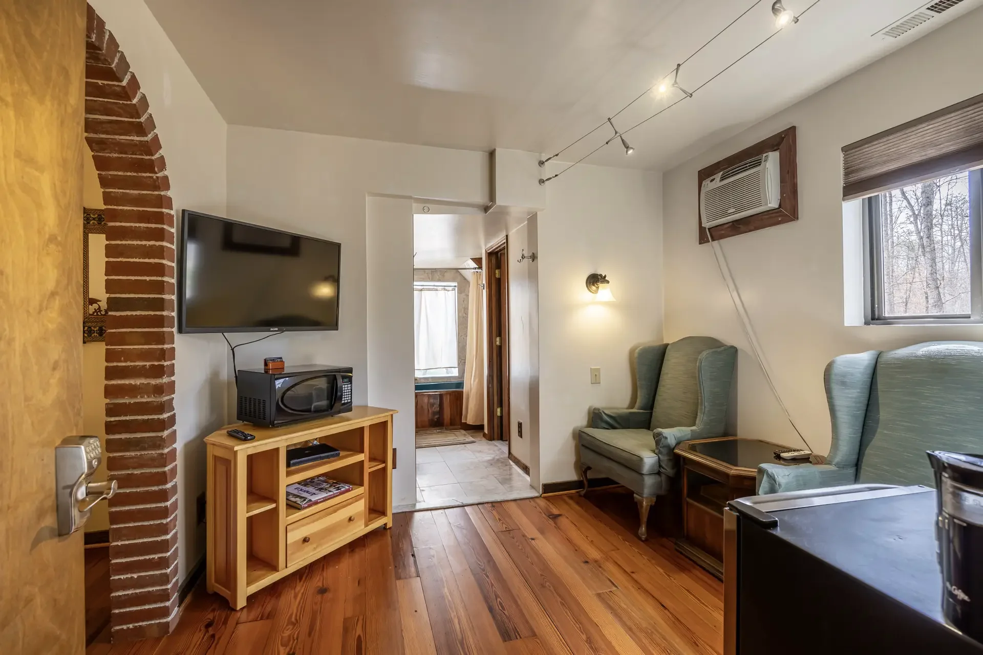 Royal Suite - Image 3