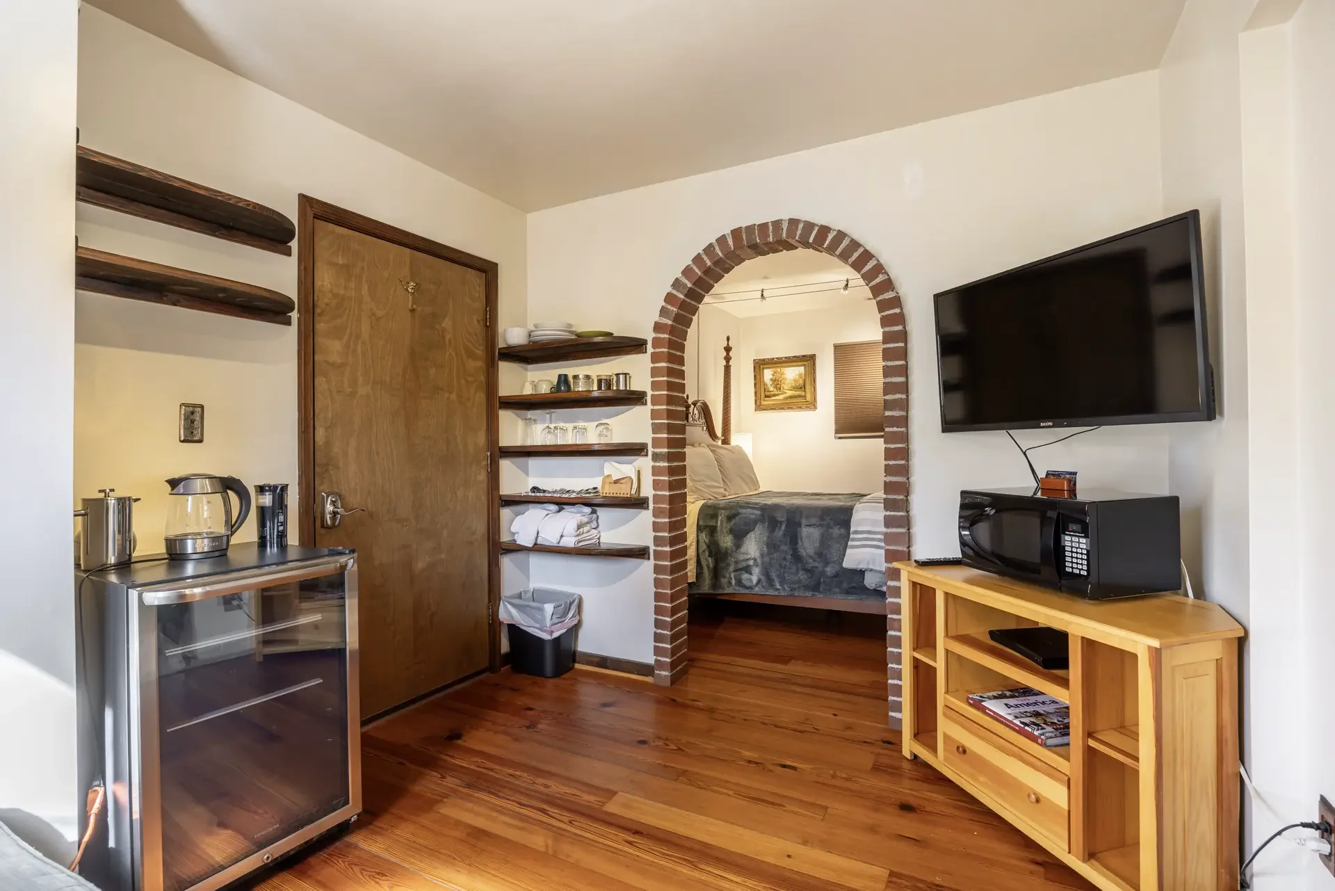 Royal Suite - Image 6