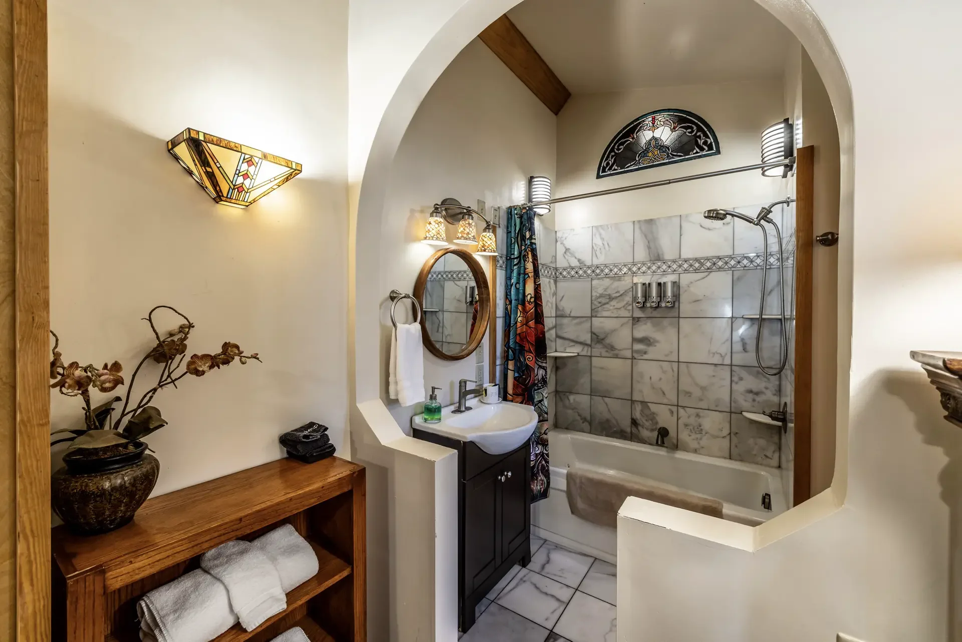 Shire Suite - Image 6