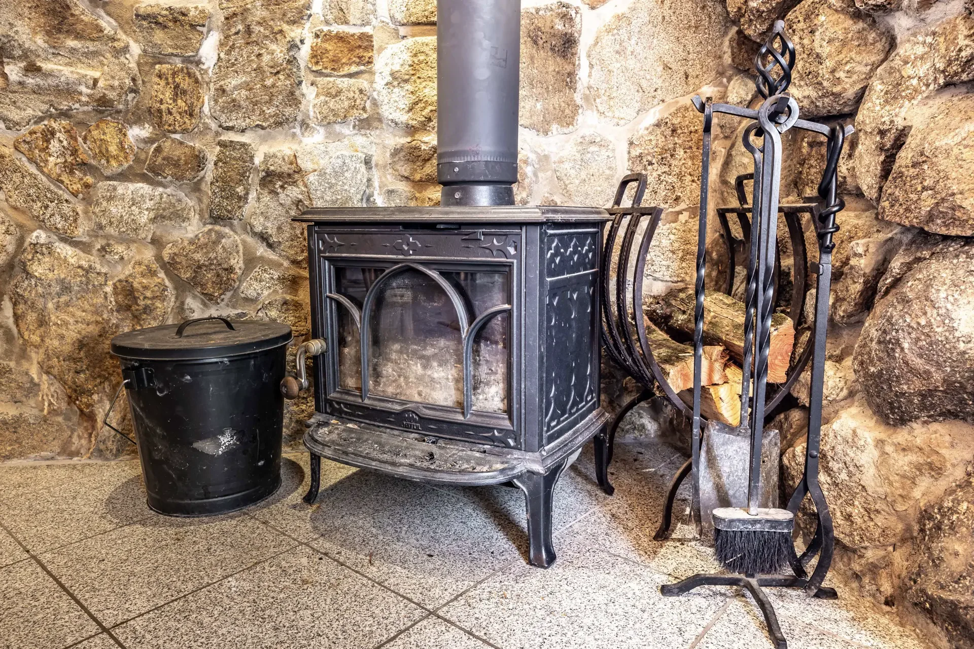 Shire Suite - Image 7