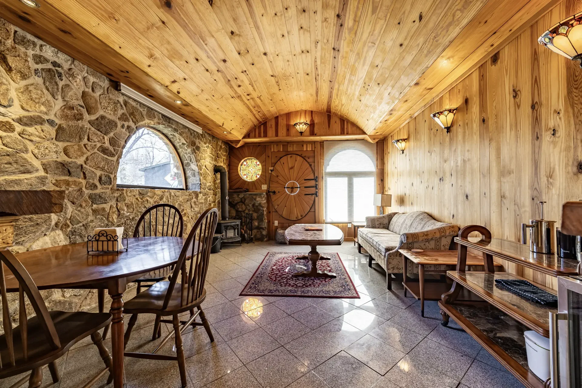 Shire Suite - Image 8