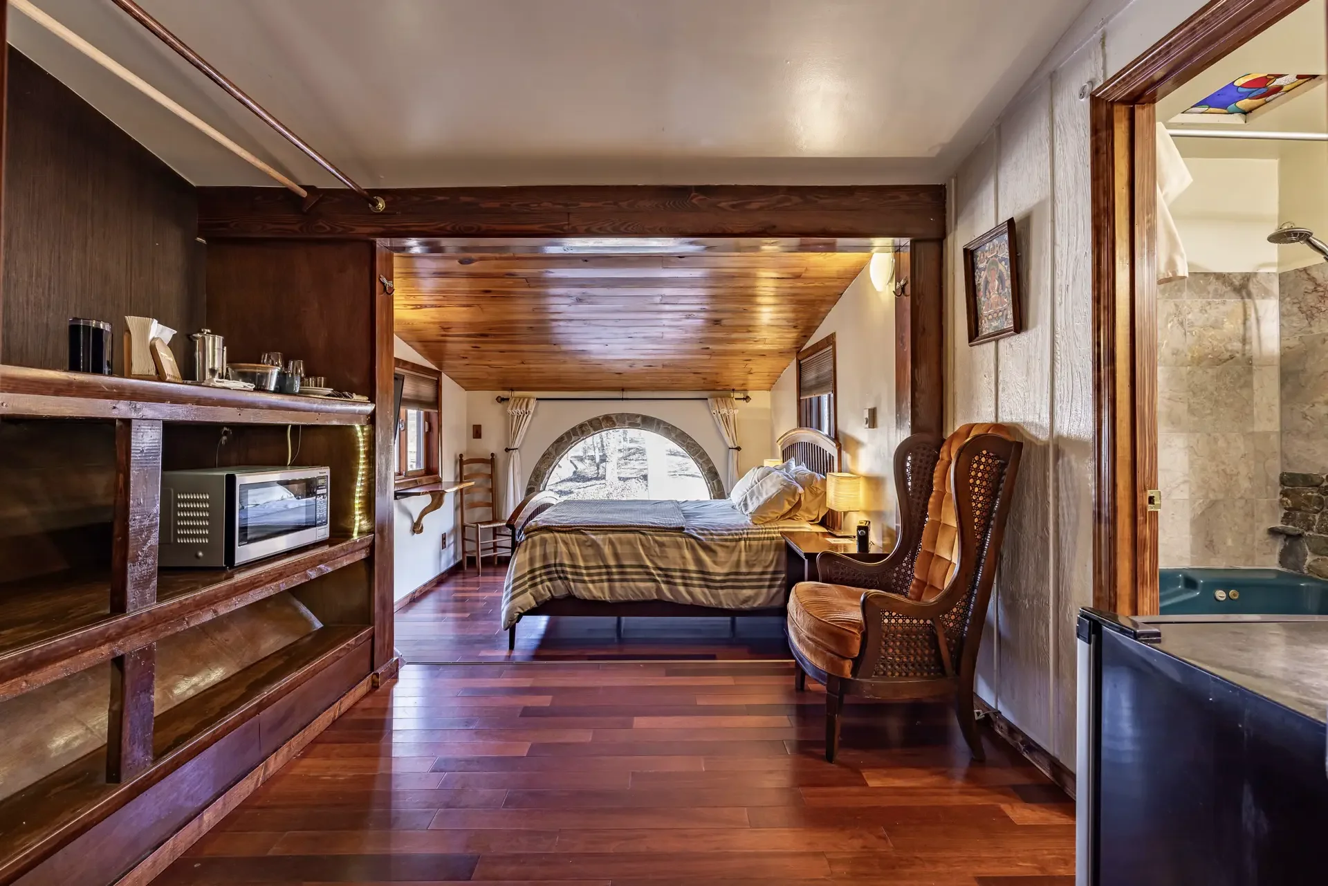 Suite Pea - Image 3