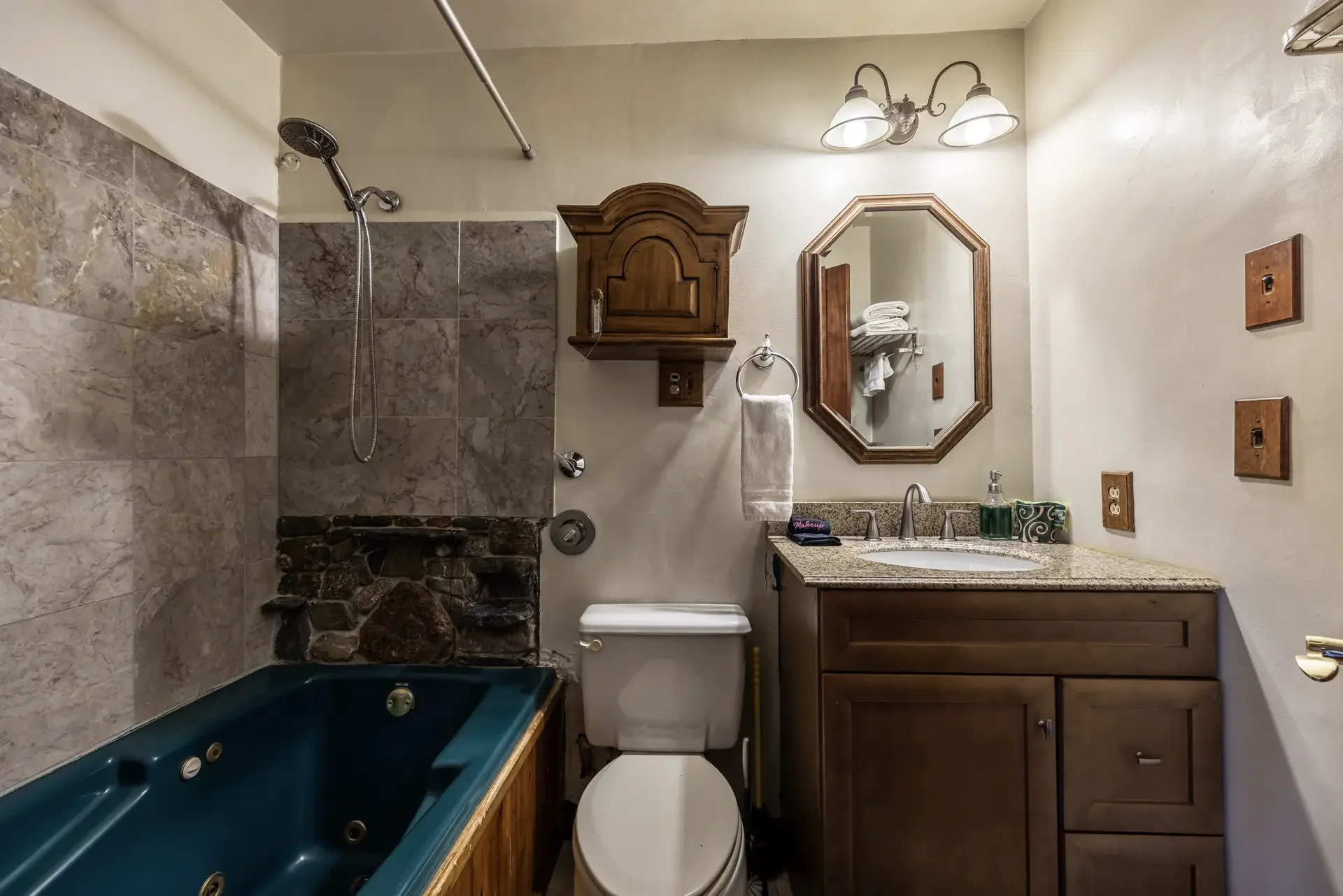 Suite Pea - Image 6