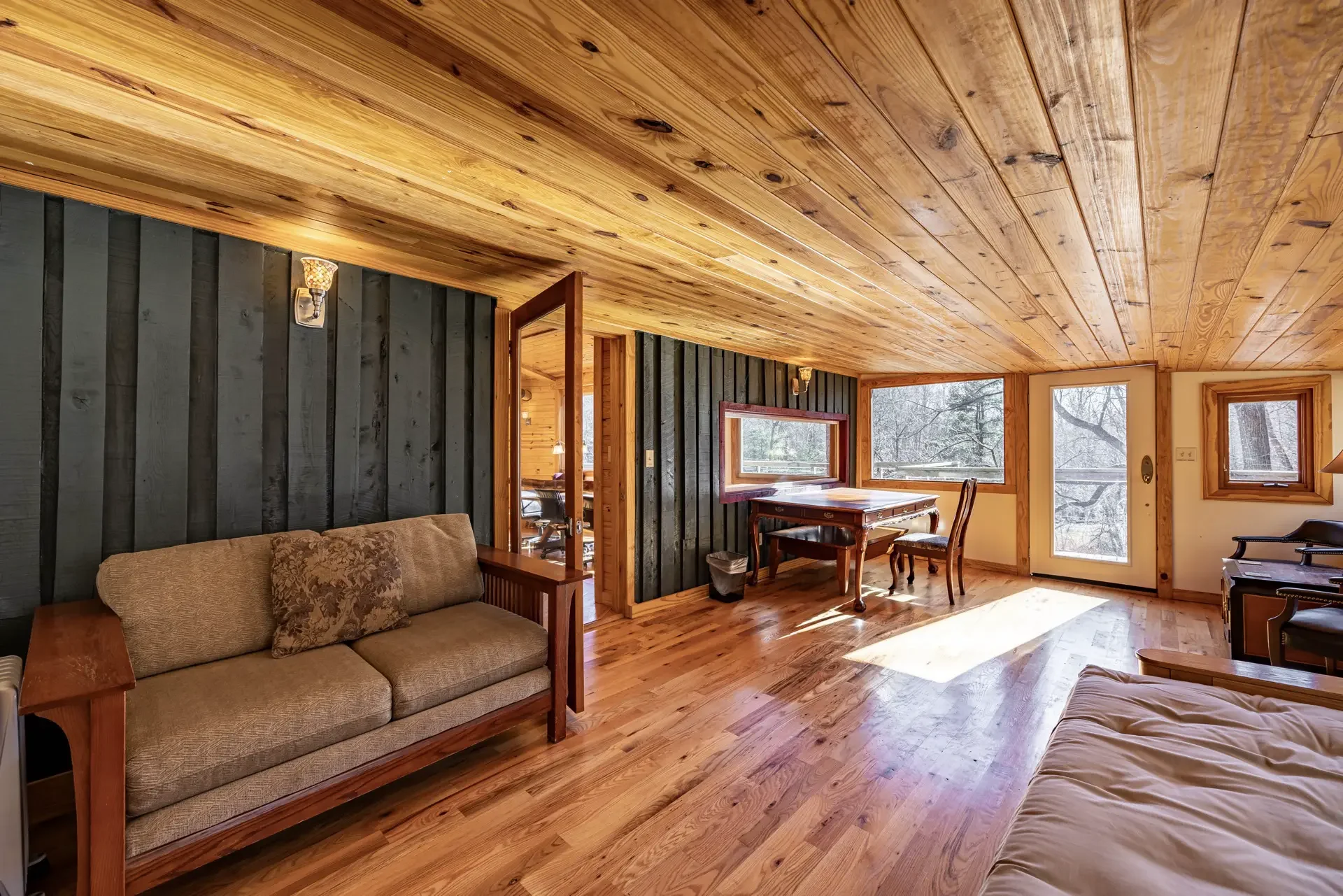 Zen River Retreat - Image 4