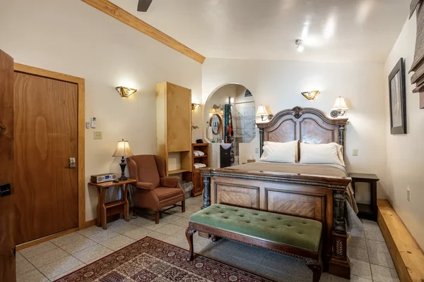 Shire Suite - Thumbnail 12