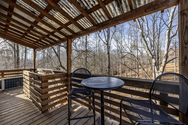 Tree House - Thumbnail 2